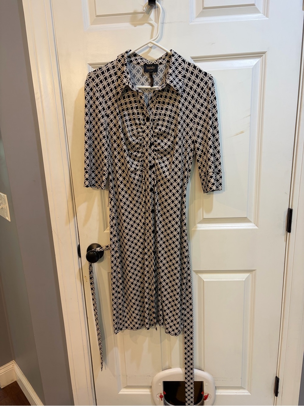 Laundry by Shelli Segal Black & White Geometric Dress